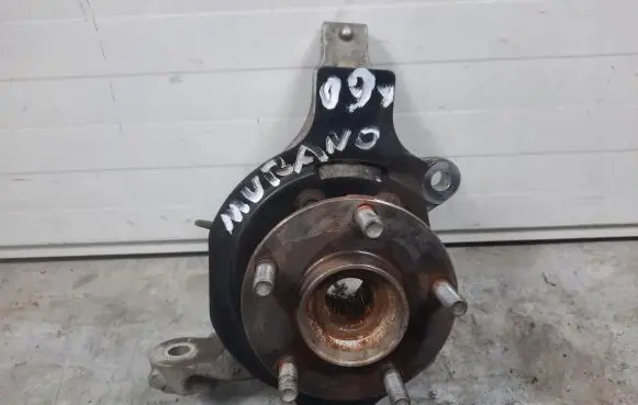 Nissan Murano Z51 Front wheel hub spindle knuckle