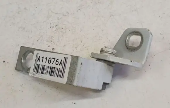 Ford C-MAX II Rear door lower hinge 