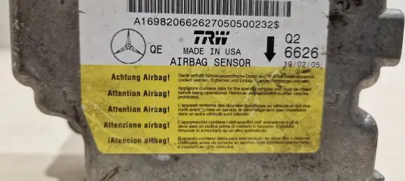 Mercedes-Benz A W169 Airbag control unit/module A1698206626