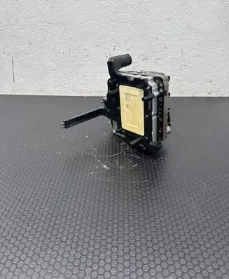 Volkswagen Golf VII Transmission gearbox valve body 02E927770AQ