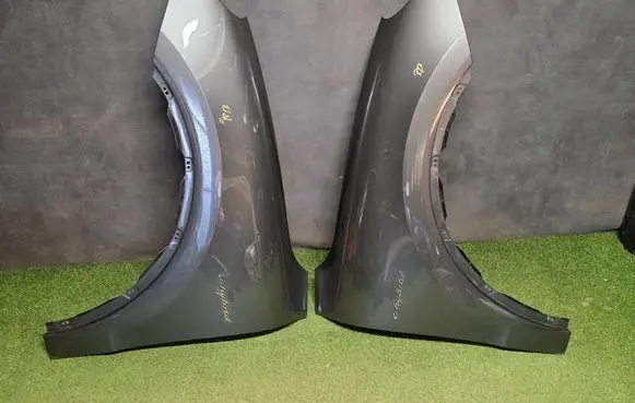 Porsche Cayenne (9Y0 9Y3) Fender