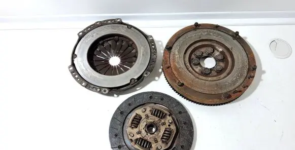 Volkswagen Polo III 6N 6N2 6NF Clutch set kit 032105270 032141032 030141025S