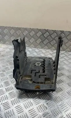 Battery tray