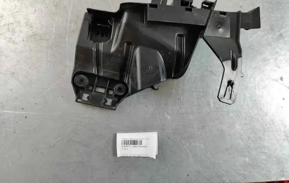 Volvo XC90 Front door lock 31349772 31484042