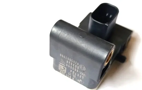 BMW 1 E81 E87 Airbag deployment crash/impact sensor 6911003