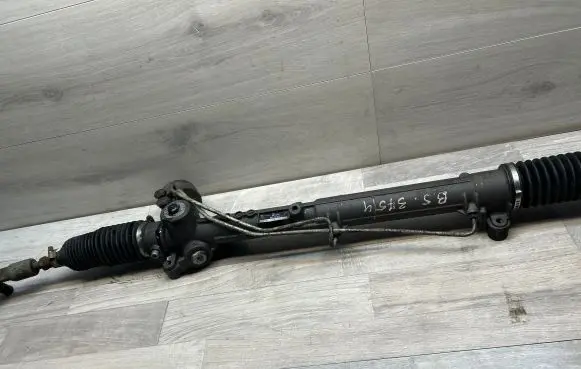 Audi A4 S4 B5 8D Steering rack 8D1422105A