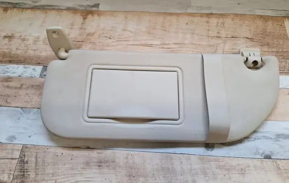 Citroen C4 I Sun visor