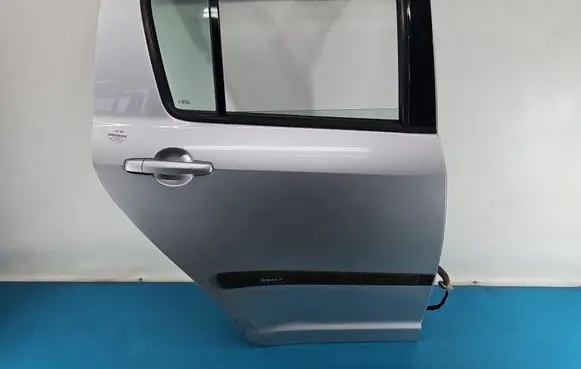 Suzuki Swift I Rear door IMPRK1537904