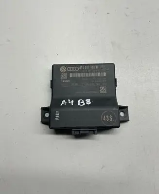Audi A4 S4 B8 8K Other control units/modules 8T0907468M 8T0907468H