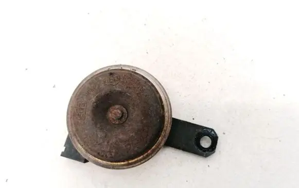Toyota Avensis T270 Horn signal E13000026