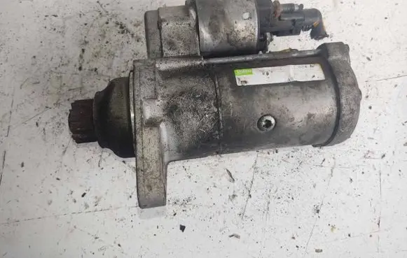 Volkswagen Golf Plus Starter motor 002Z911024A