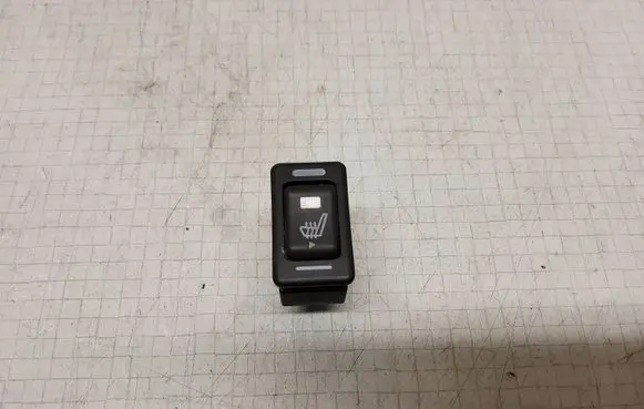 Nissan Primera Electric window control switch