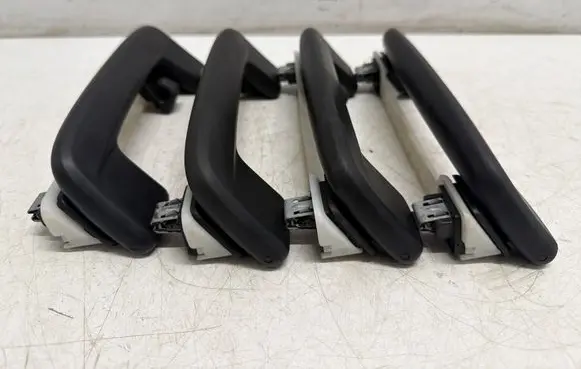 Volkswagen ID.4 A set of handles for the ceiling