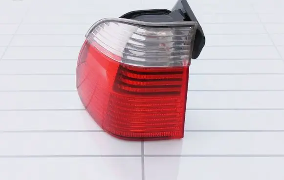 BMW 5 E39 Rear/tail lights 51718218925 6902531 8218925