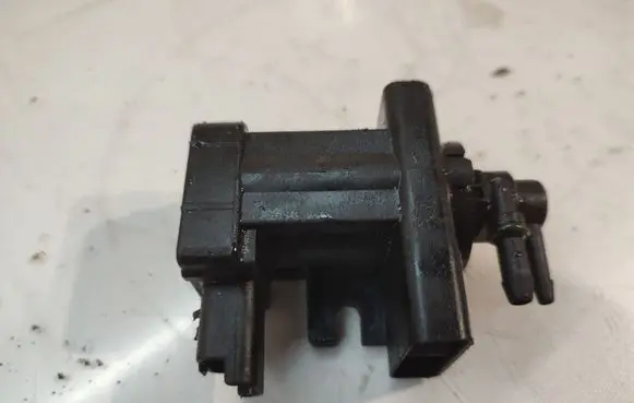 Valve vacuum