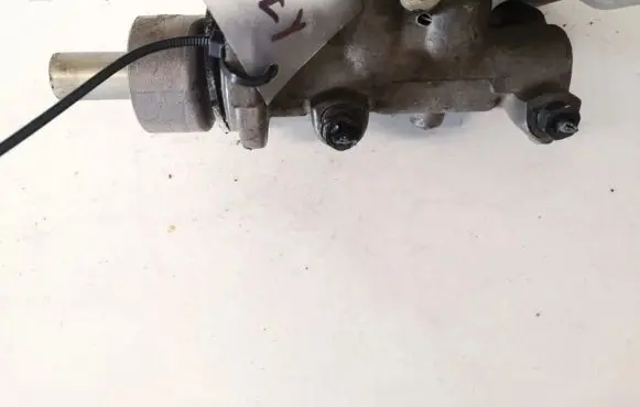 Citroen Xsara Master brake cylinder 21030899