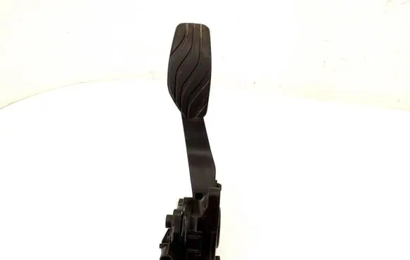 Nissan X-Trail T32 Accelerator throttle pedal 18002DF30B 6PV31240400
