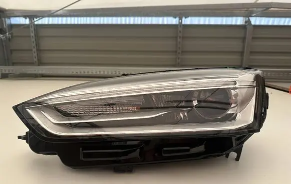 Audi A5 Headlight/headlamp 8W6941005C