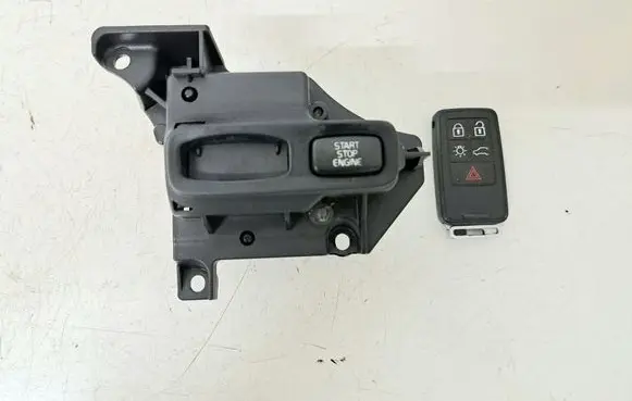 Volvo V70 Ignition lock 