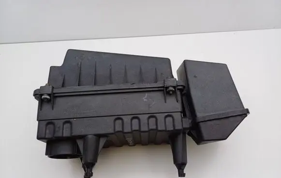 Ford Focus Air filter box