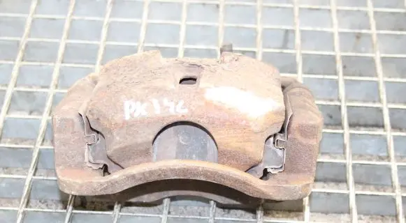 Nissan X-Trail T31 Front brake caliper