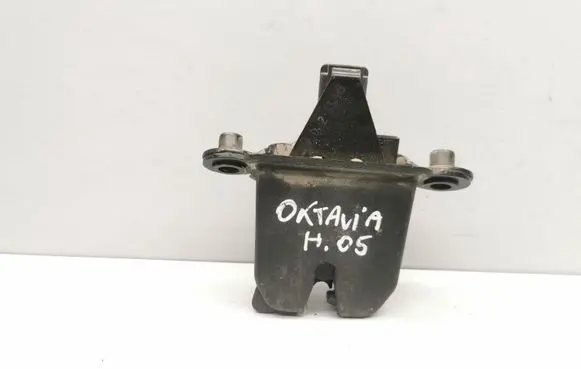 Skoda Octavia Mk2 (1Z) Tailgate/trunk/boot lock/catch/latch 1Z5827501C