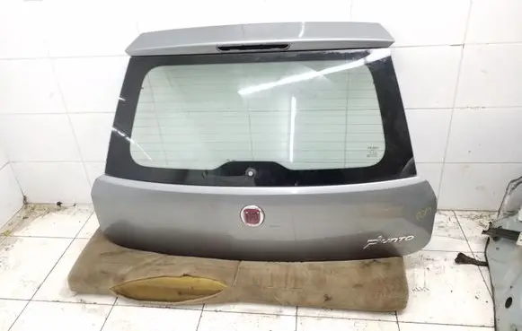 Fiat Punto (188) Tailgate/trunk/boot lid AS2