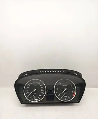 Speedometer (instrument cluster)