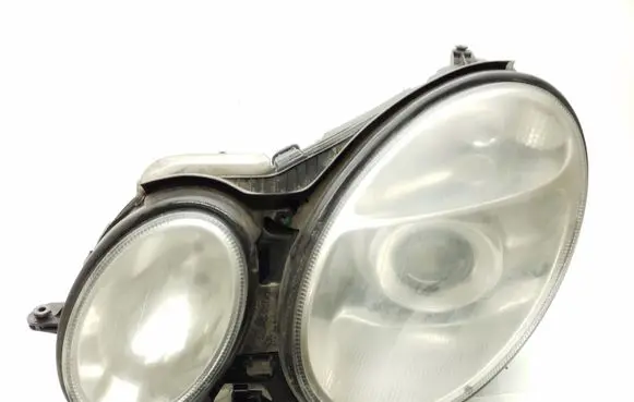 Mercedes-Benz E W211 Headlight/headlamp 15435901