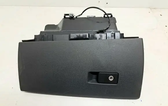 Volvo V70 Glove box set 30676278