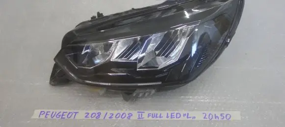 Peugeot 2008 II Headlight/headlamp 90200109 9833036380