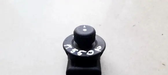 Citroen Xsara Picasso Wing mirror switch 185526
