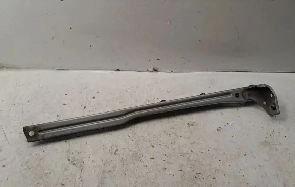 Toyota Avensis T270 Radiator support slam panel bracket 5320905030