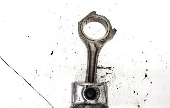 Audi A6 S6 C5 4B Piston with connecting rod