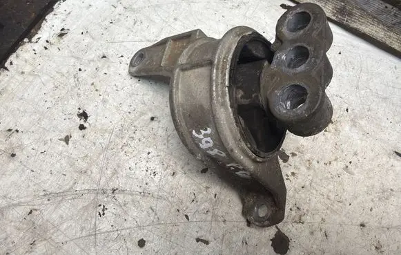 Opel Zafira A Engine mount bracket 90538547