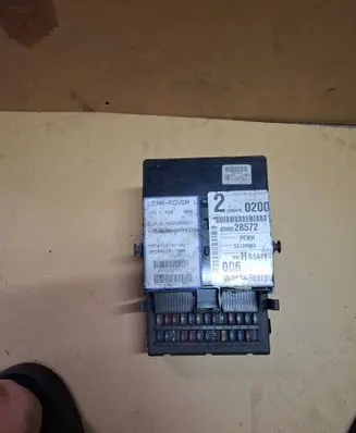 Renault Laguna II Fuse module 21669695