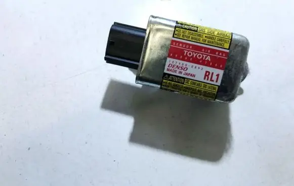 Toyota Prius (XW20) Airbag deployment crash/impact sensor 8986047040 89860-47040