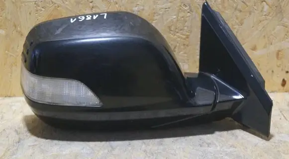 Honda CR-V Front door electric wing mirror