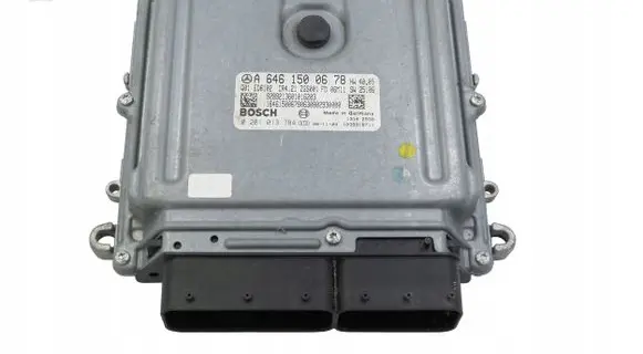 Mercedes-Benz Vito Viano W639 Engine control unit/module A6461500678