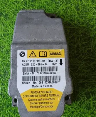 BMW M6 Airbag control unit/module 9118749 220439114 31911874901
