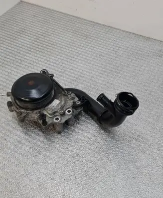 Mercedes-Benz C W204 Water pump A6512007701