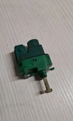 Ford Mondeo Mk III Brake pedal sensor switch 94BB9C872AC