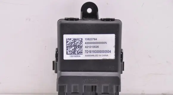 Opel Astra K Seat heating relay 13523764