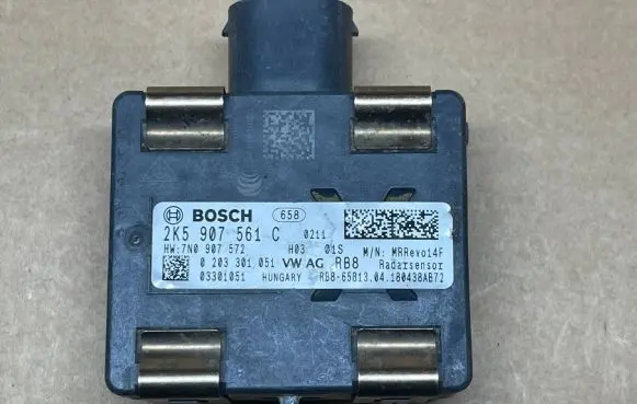 Volkswagen Caddy Distronic sensor radar 2K5907561C 0203301051