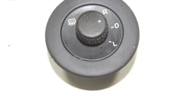 Volkswagen Scirocco Wing mirror switch 1KA959565