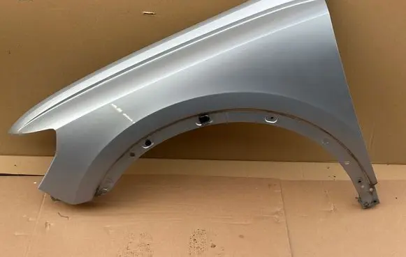 Audi Q3 F3 Fender BLOTNIKQ383A