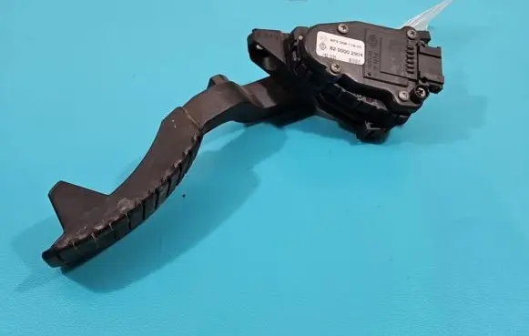 Renault Laguna II Accelerator throttle pedal 6PV008119-00 IMPRK1393329