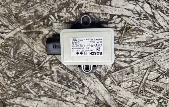 Audi A5 Sportback 8TA ESP acceleration yaw rate sensor 8K0907637C