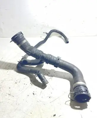 Audi Q7 4L Engine coolant pipe/hose 7L8121051H
