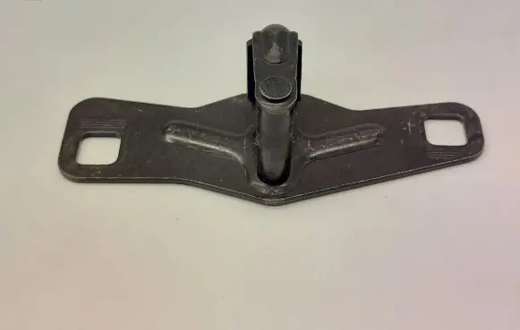 Audi A4 S4 B8 8K Rear door lock loop/hook striker 8T0827507